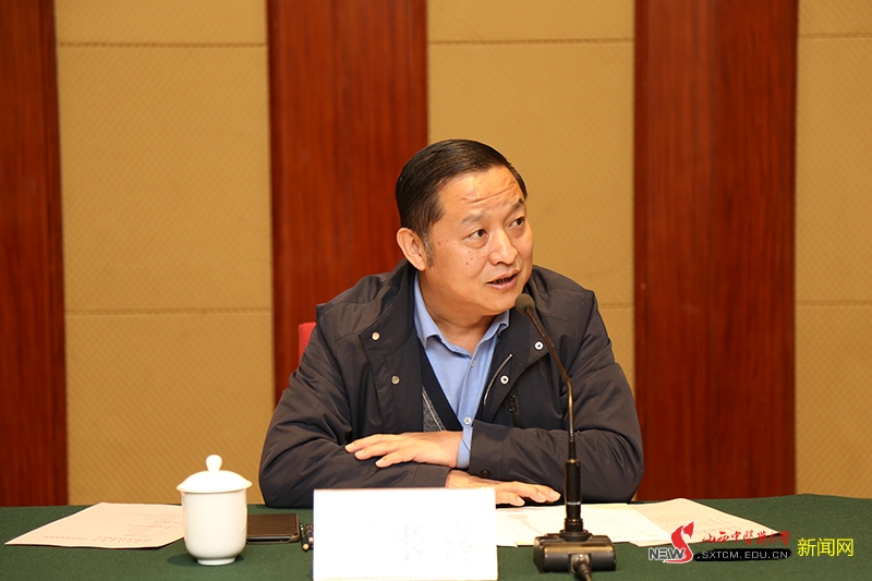 校长刘星,副校长冀来喜,大同市政府副市长郭蕾,包头市东德置业有限