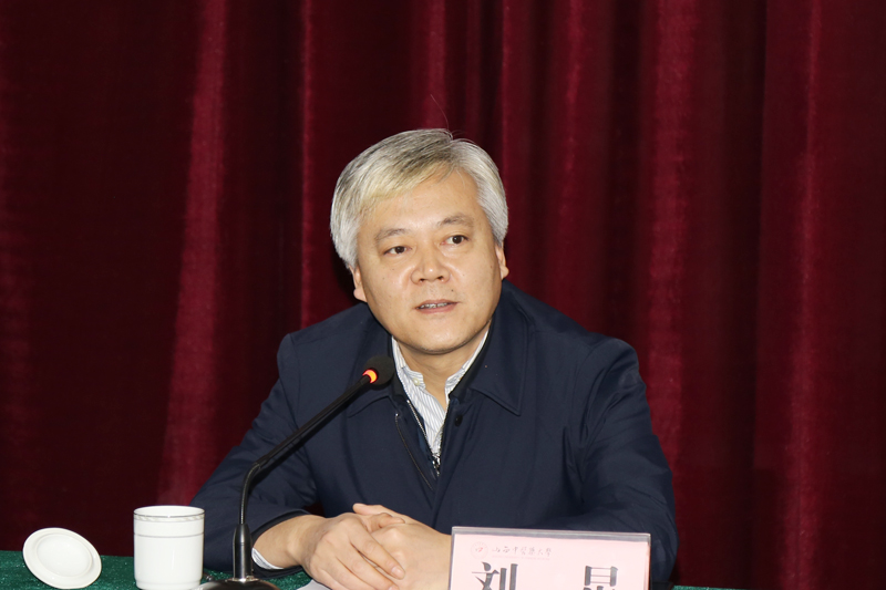 我校召开2018年度离退休人员校情通报会