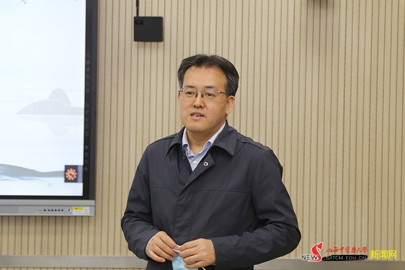 全国名中医王晞星讲授开学第一课